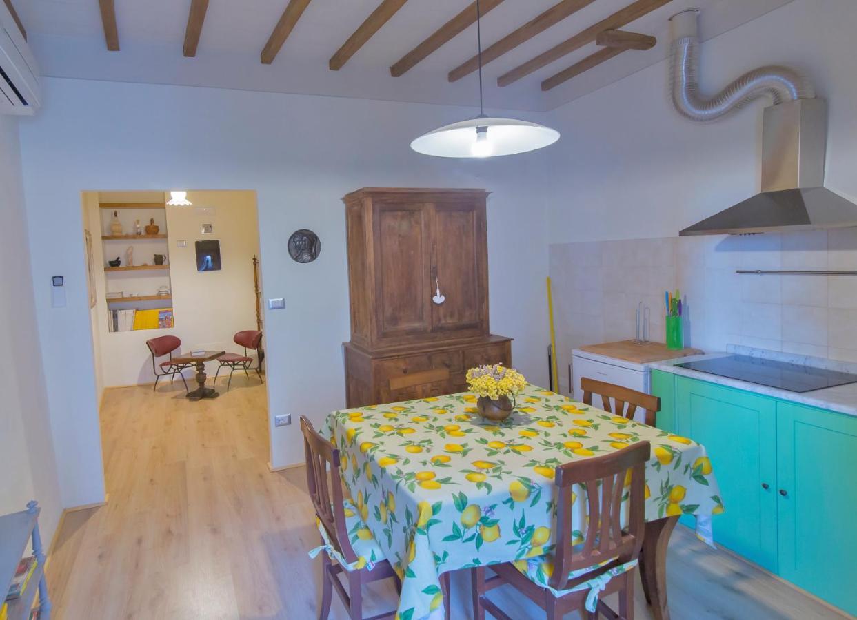 Appartamento Benozzo San Gimignano Exteriör bild